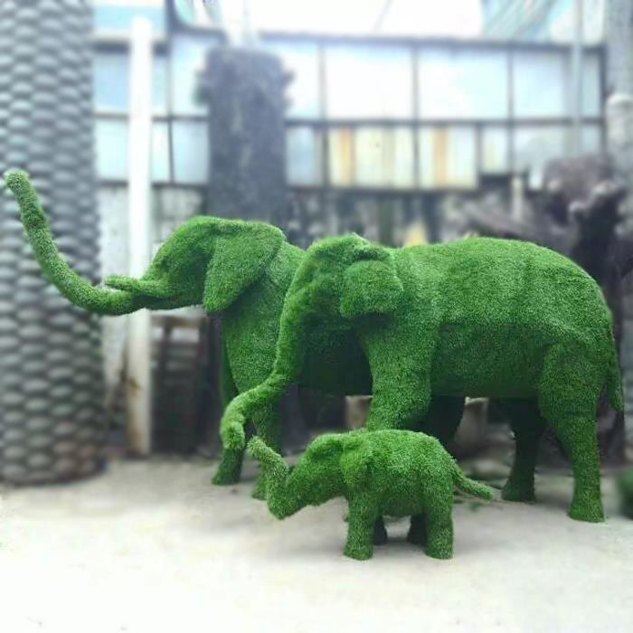 Garden art fake green sculpture boxwood topiary elephant